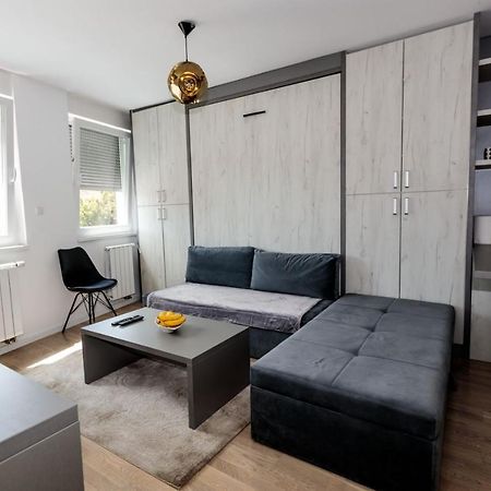 Apartman Skver Tuzla Exterior foto